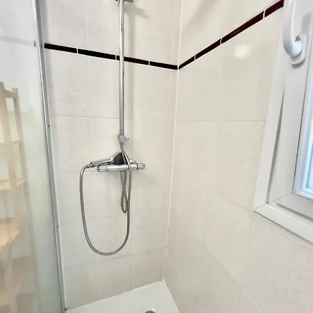 De Standing Dans Coliving منزل للإقامة